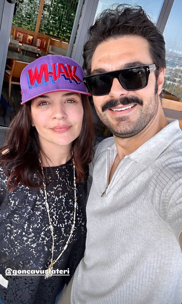 beklenenkral's tweet photo. Haftasonu buluşması yapılmış. :)
Halil İbrahim Ceyhan, Hilal Saral, Melisa Döngel, Gonca Vuslateri, Hande Subaşı... https://t.co/jtyqX1XeSN