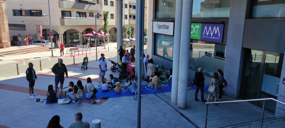 Nosaltres ja estem jugant. Veniu?