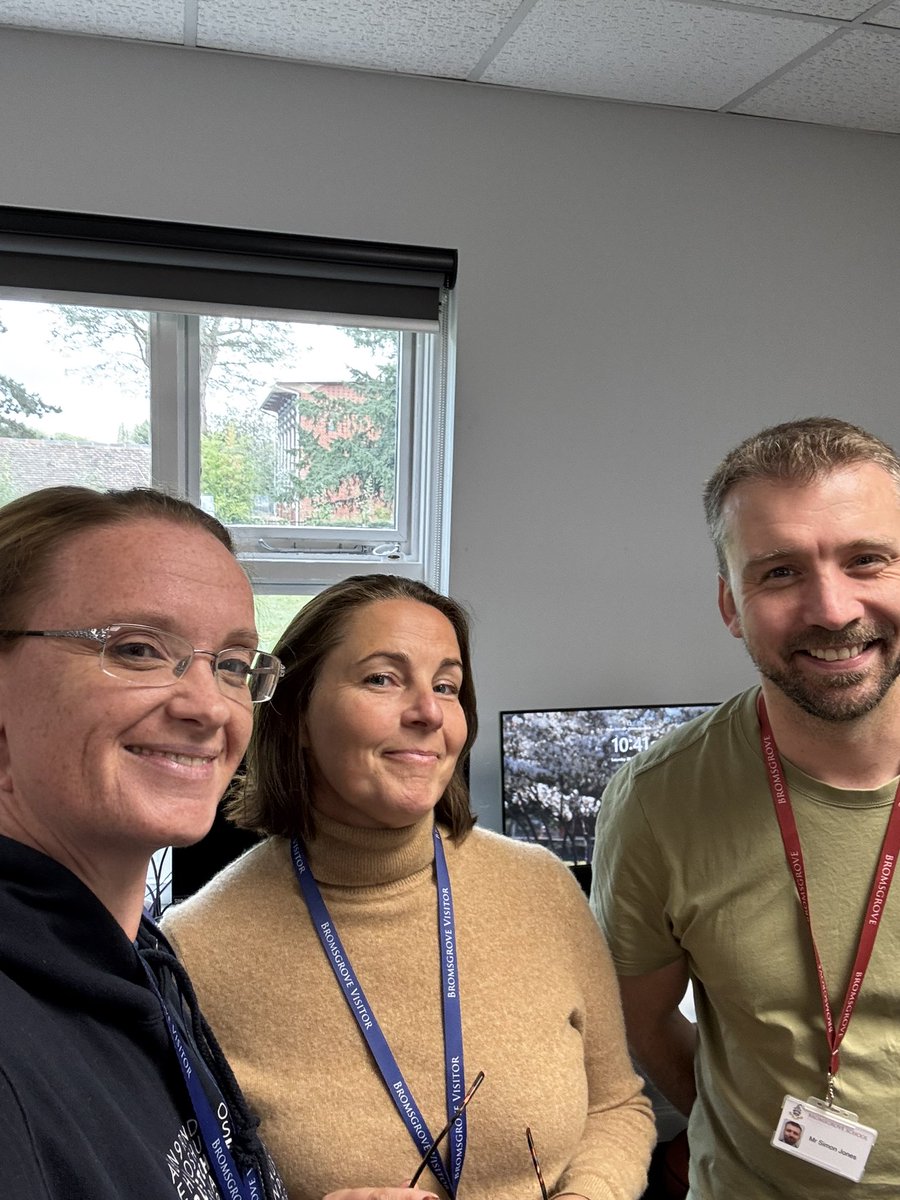 Emma Faulkner tweet media