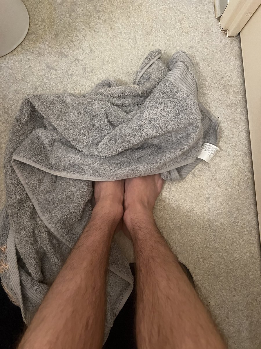 AlexRaulo's tweet photo. Come and clean my wet feet 🔥💦🦶🏻
#foot #pied #shower #douche #hot #sex #wet #good #🥵 https://t.co/dGHsTgdy8D