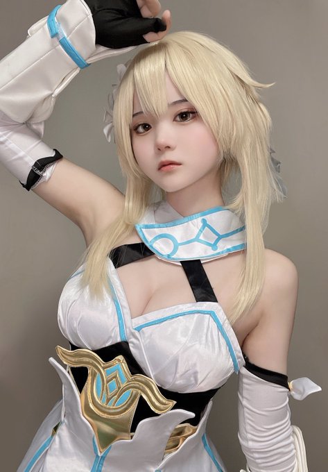 Twitterのコスプレ画像9