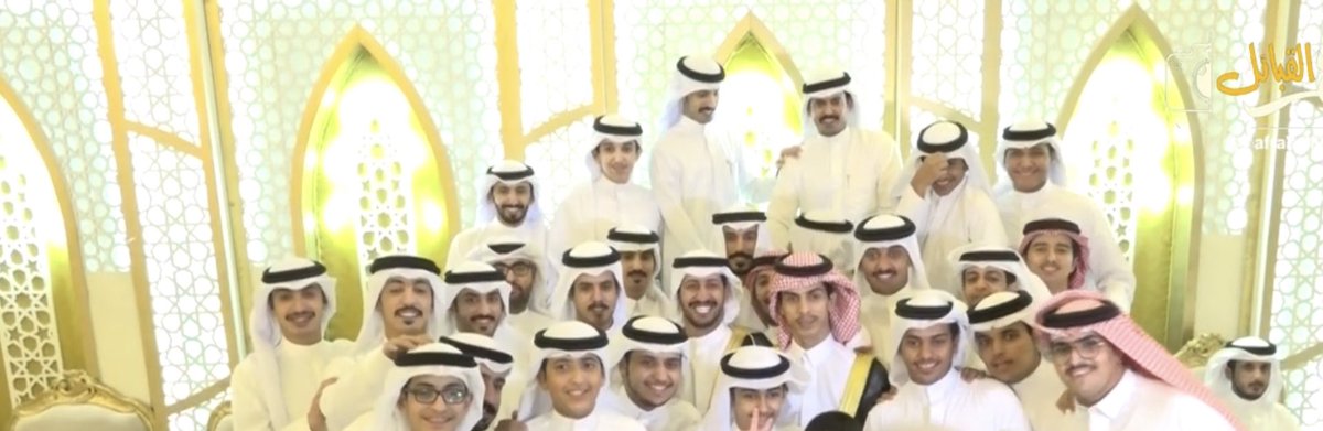 bnRashid_'s tweet photo. ليا دارت الدلّه وجاء للسوالف ذوق
هل المجلس العامر تراهم بني عمي :)
#بن_ثاري https://t.co/9UpyfL5z6o