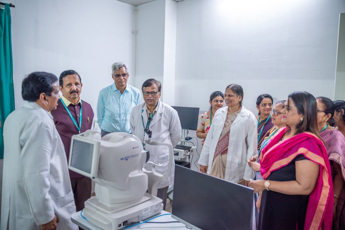 GITAM_msr's tweet image. 𝐃𝐞𝐩𝐚𝐫𝐭𝐦𝐞𝐧𝐭 𝐨𝐟 𝐎𝐩𝐡𝐭𝐡𝐚𝐥𝐦𝐨𝐥𝐨𝐠𝐲, #GIMSR, celebrated  #𝐖𝐨𝐫𝐥𝐝𝐑𝐞𝐭𝐢𝐧𝐚𝐃𝐚𝐲 with the launch of advanced retinal services aimed at improving eye care. 
@GITAMUniversity 

#ophthalmology #healthcare  #hospital #MBBS #DeemedUniversity #GITAMUniversity