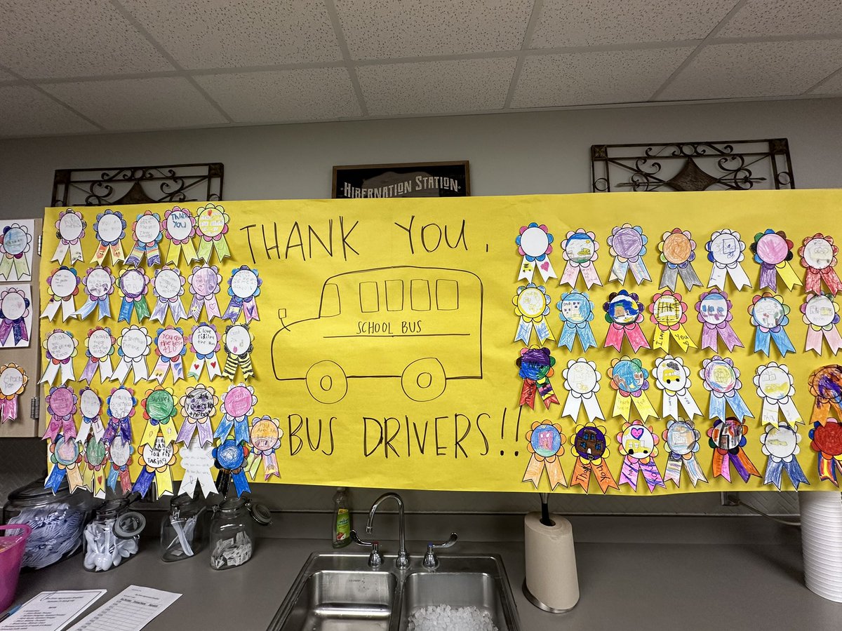 Thank you to our amazing bus drivers for getting our kiddos safely to and from school each day! 🐻 🚌 💚 💛