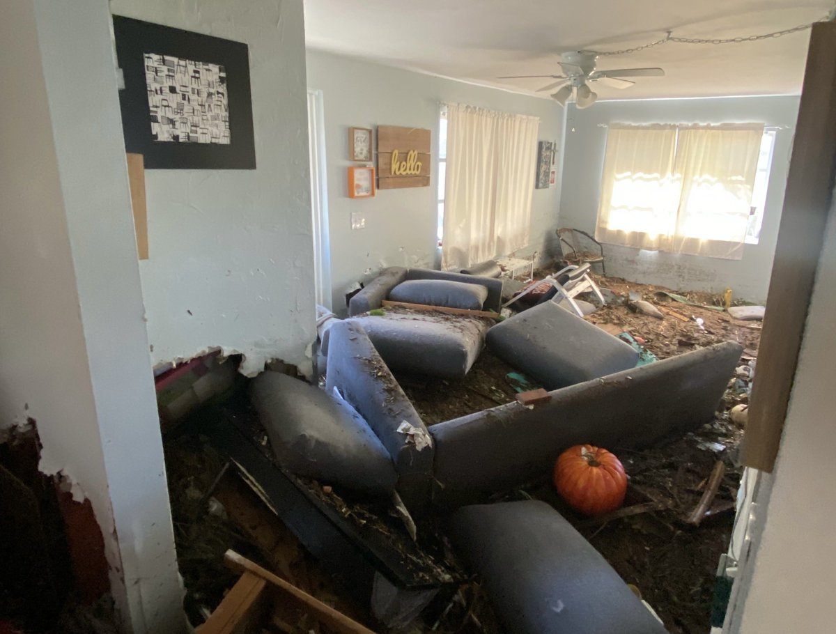 Two years ago today, I sat in my parents’ house in north GA, while 600 miles away, Hurricane Ian did this to my house. 

It’s been two years, and sometimes grief still hits. 

#HurricaneIan