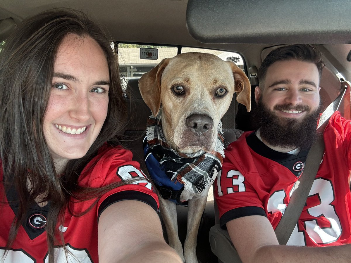 IT’S GOTCHA DAY. IN ATHENS.

Cliff has entered the chat and he’s perfect ❤️