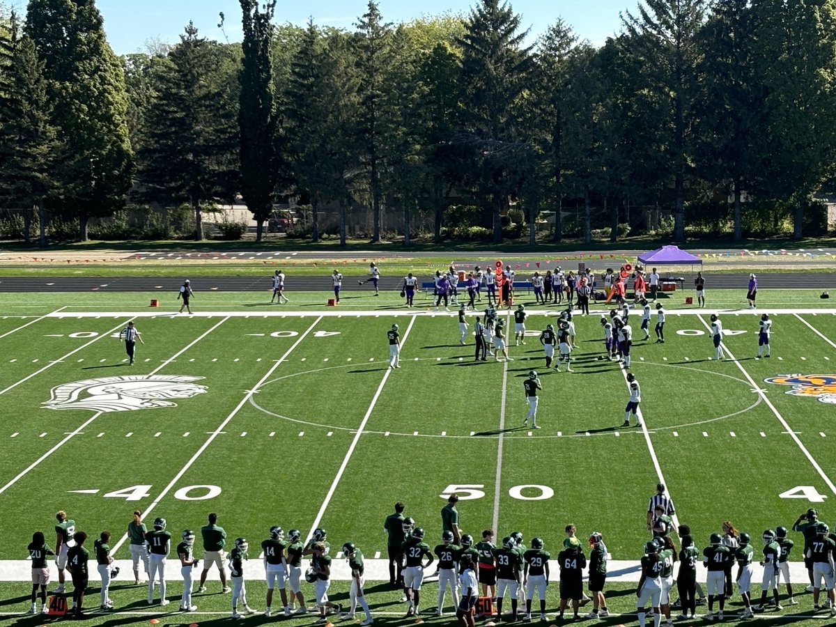 It’s homecoming for ⁦@SpartanVPM⁩ taking on ⁦@MEAthletics⁩ on a beautiful Saturday morning #hoco24 #MadisonFamily