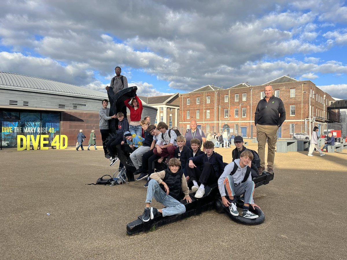 Quick last group shot at the dockyard before ascending the Spinnaker Tower