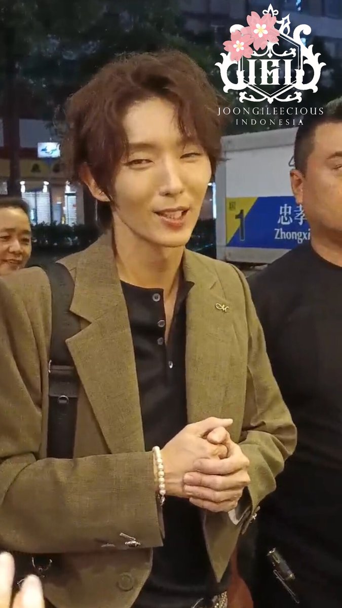 JoongileeciousI's tweet photo. after FM
20240928 Lee Joon Gi Asia Tour FESTIVAL in Taipei
#이준기
#FromIndonesiaWithLove https://t.co/FmfKAwT87z
