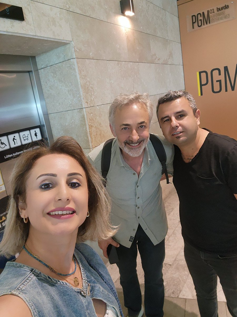 arzuylmz1987's tweet photo. Biz sana sarılırız güzel insan...
.#mehmetaslantuğ #adana #altınkoza https://t.co/0qepVsqQVL