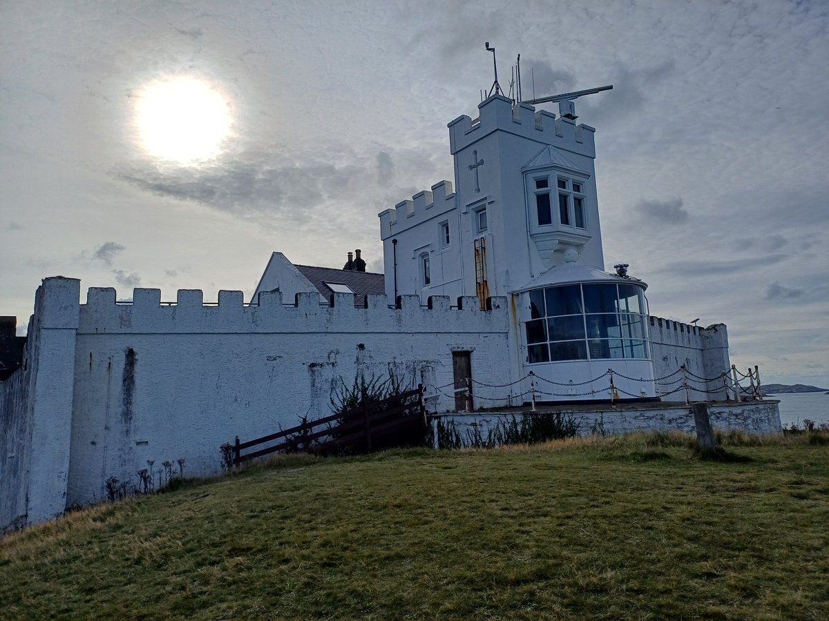 kendie's tweet photo. We have arrived! My happy place and home for the next week ❤️ #Anglesey #pointlynas https://t.co/TlPBoRWOIY
