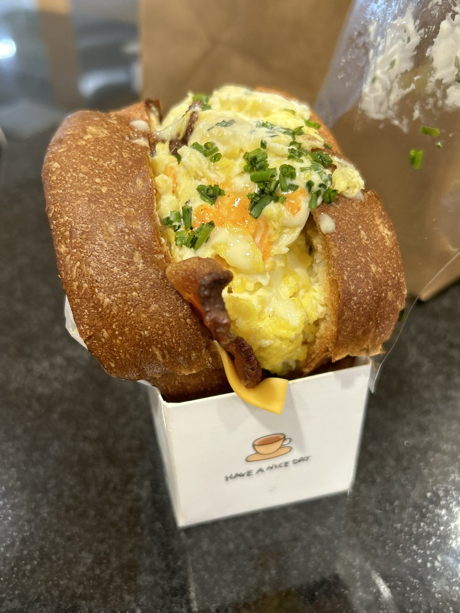 just popping in to document this beautiful breakfast sandwich. hands down the best thing i've eaten in awhile...maybe ever in my life. if you're ever in nashville, check out egg drip -- you won't be disappointed!