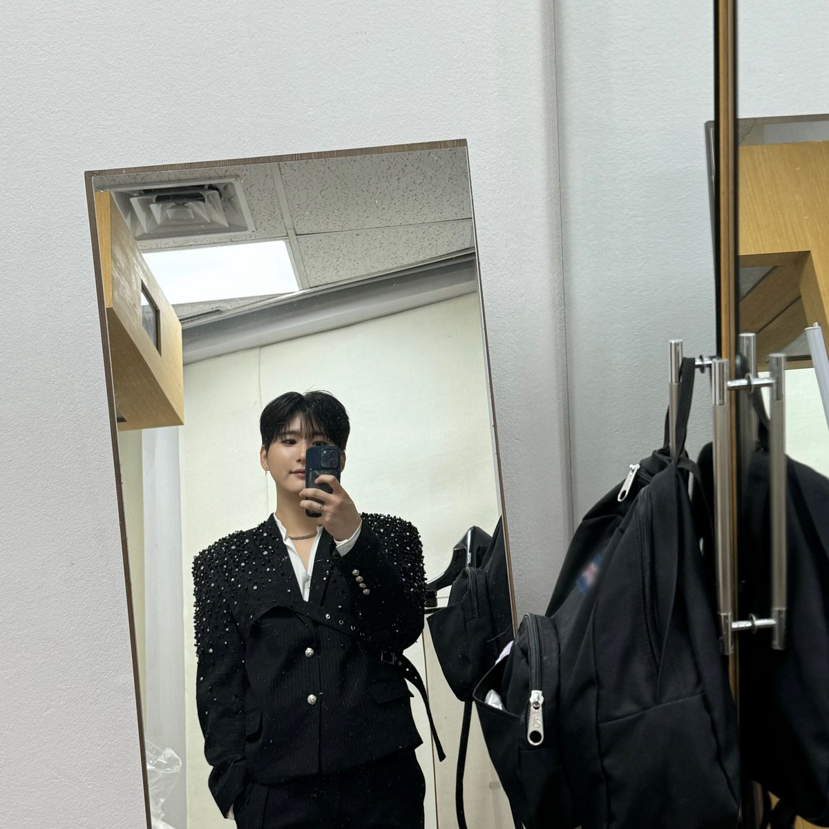 내일 봐 러비티 ❤️
#우빈 #BEYOND_YOUR_MEMORIES