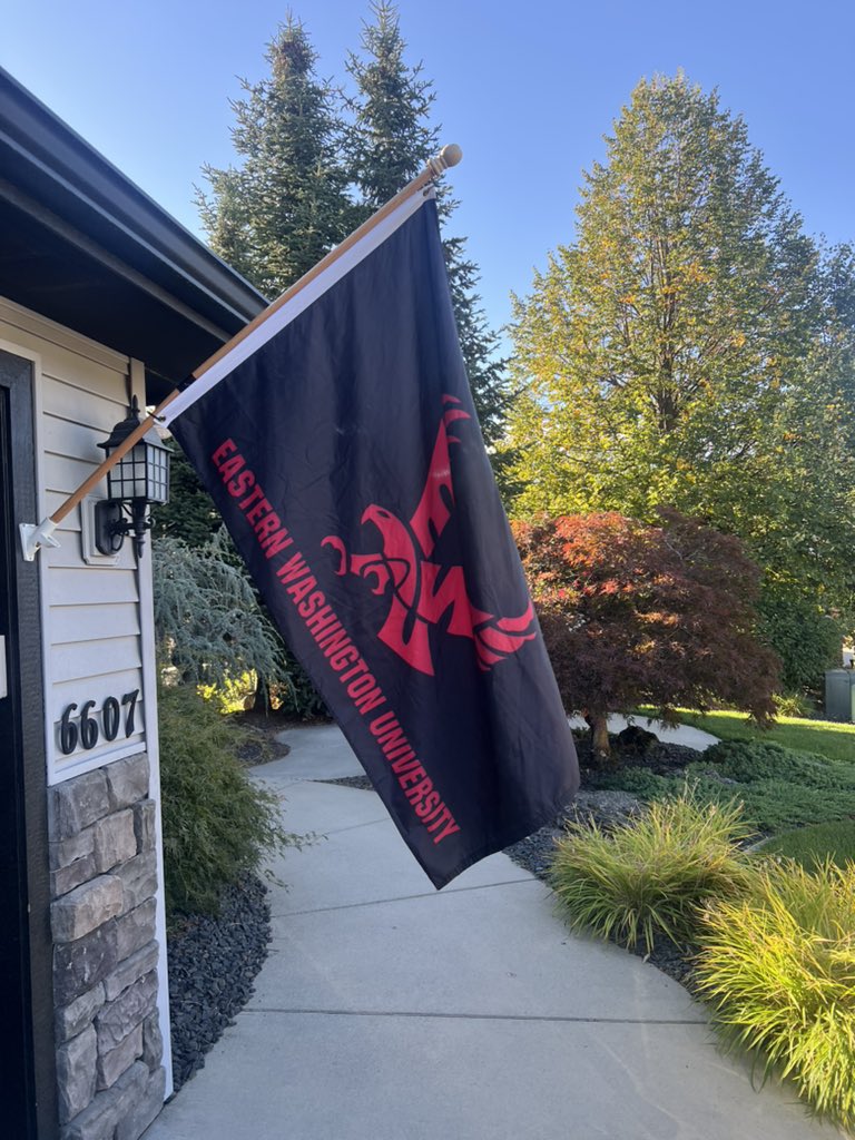 Let’s GOOOOOOOOO! #GoEags <a href="/EWUEagles/">EWU</a> <a href="/EWUAthletics/">EWU Athletics 🦅</a>