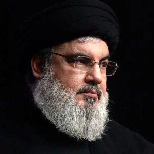 سید مقاومت یک شخص نبود یک راه و یک مکتب بود..!این راه همچنان ادامه خواهد یافت.؛
سید علی خامنه‌ای:)
#LebanonGenocide
#حزب_الله_سرفراز