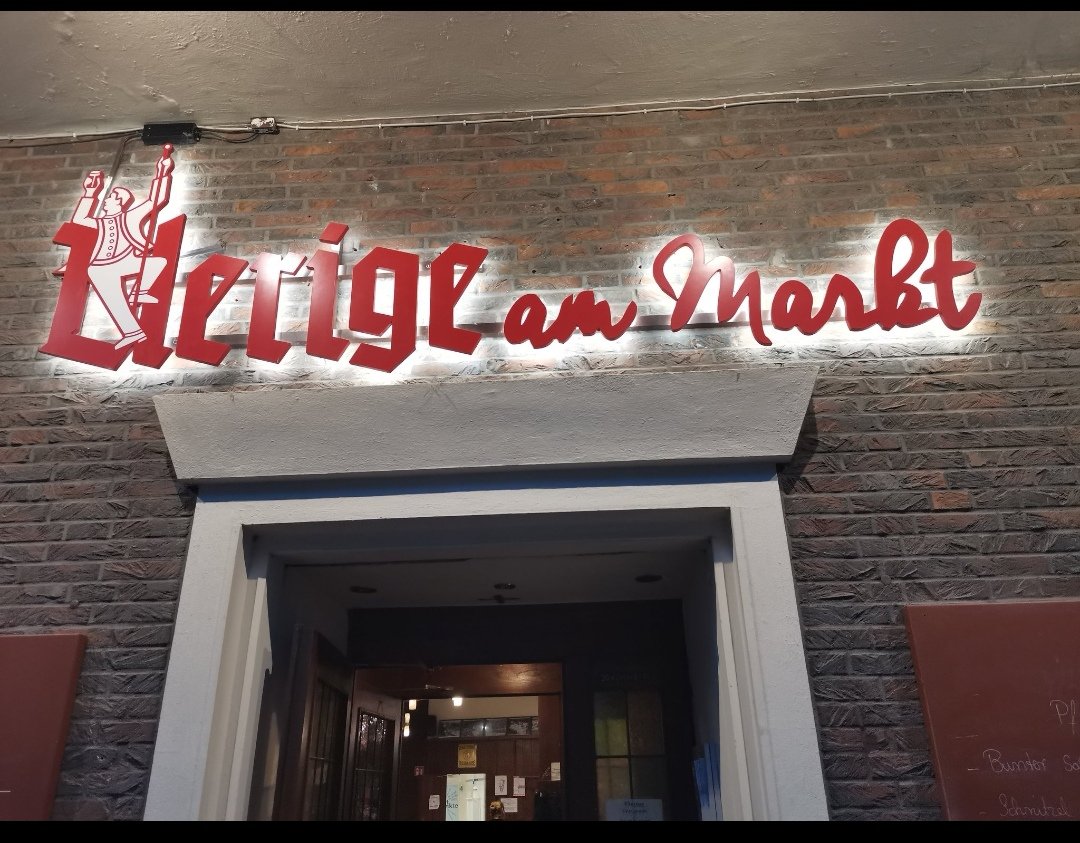 Abendveranstaltung zum #Anlegertag #Duesseldorf mit <a href="/Boersenhaendler/">Boersenhaendler</a> <a href="/aktiengram/">Aktiengram | Lisa Osada</a> <a href="/BoersenAktuell/">Börsen Aktuell | Düsseldorf - Hamburg - Hannover</a> <a href="/BcPoldi/">Poldi BC</a> <a href="/Nedflanders2907/">Ned (Dividenden Larry) Flanders</a> <a href="/Jobi71/">Malvolio</a> <a href="/AmazilieNu/">Nicky U.</a> <a href="/SchwarzerJ/">Jessica Schwarzer</a> <a href="/peppershares/">greenpepper</a> <a href="/Onlystocks24/">Benedikt Bessmann</a> <a href="/LiUntenReOben/">LinksUntenRechtsOben💰</a> <a href="/markus_mentzel/">Markus Mentzel</a> <a href="/Marco_SD_TALK/">Marco SD TALK</a>