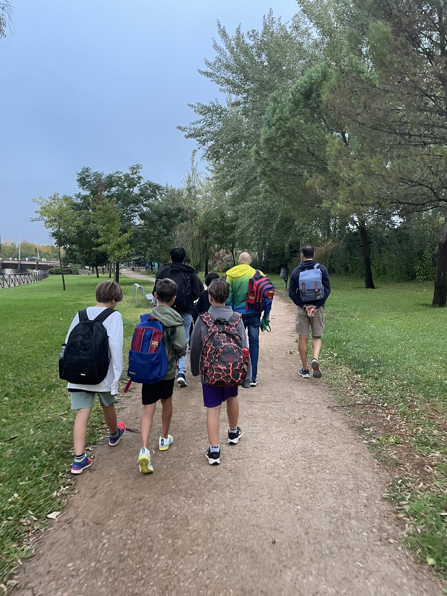 Ayer primer pedibús al cole. Repetiremos!