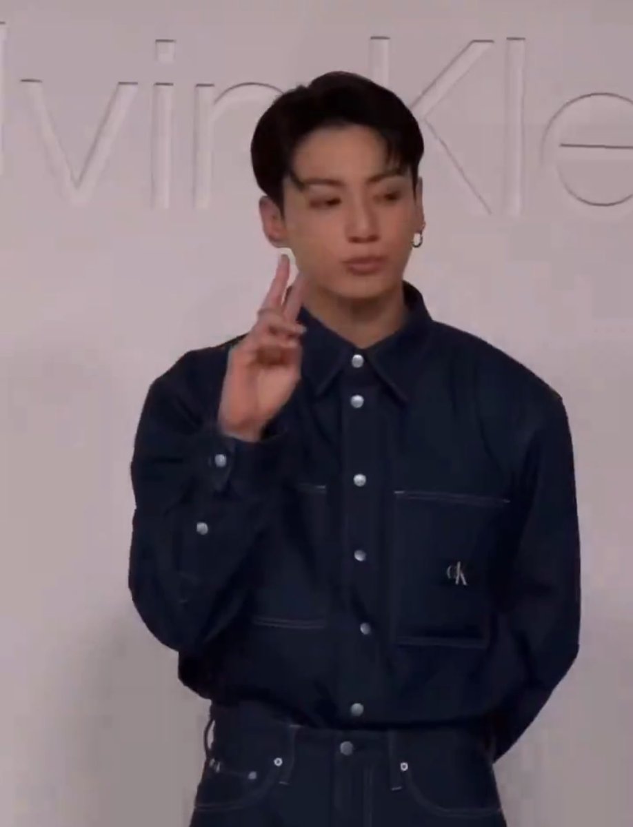 PoutyKoo Loves 바나나 tweet media