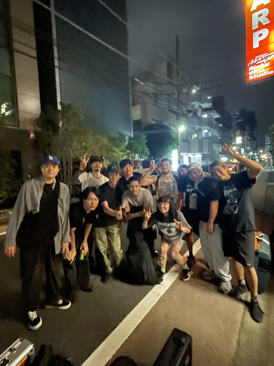 【DIPLOID Japan Tour】

DIPLOIDジャパンツアー吉祥寺編ありがとうございました！
ダークな世界を展開する <a href="/fuyajoh_jp/">不夜城(Fuyajoh)</a> 、錚々たるメンバーからなる新バンド偶人による初ライブ、UNGULATESで最もエクストリームな <a href="/shapeshiftergr2/">ＳＨＡＰＥＳＨＩＦＴＥＲ</a>