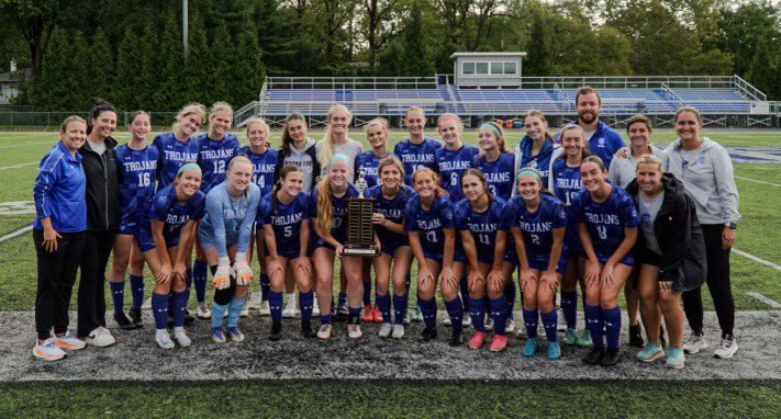 ChatardSoccer19's tweet photo. 2024 @circlecityconf champs! 

(Took awhile to get a picture) https://t.co/uP4uOIvMEv