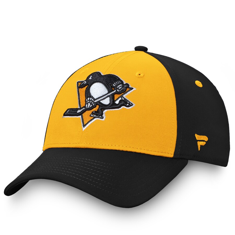 ToddMPoole's tweet image. Erin when will you be releasing more #wEArByEA @WEARbyEA #Jordans and  #Yeezy sneakers? And great hats?

@Jumpman23 @theyeezymafia @ErinAndrews @NHL @penguins  @Fanatics @lids