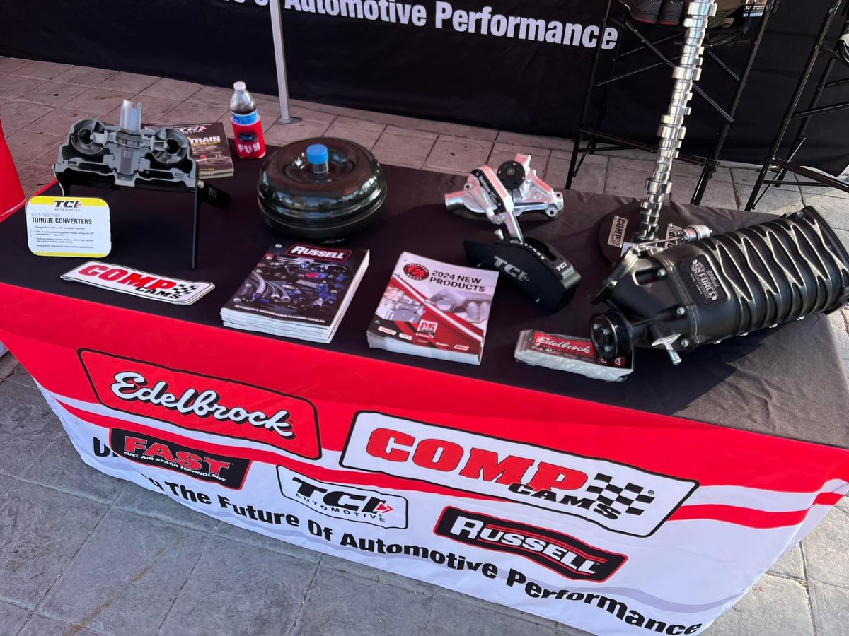 EdelbrockUSA's tweet photo. All setup at #offroadexpo Pomona!!
#offroad #edelbrock #comp #COMPcams #noCOMPromise #lunati #TCI #FAST #egnation https://t.co/A6Rarj6Vgv