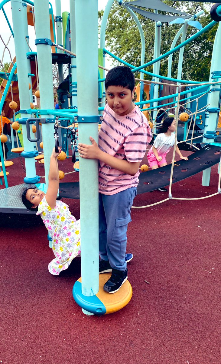 EastviewGAINS's tweet photo. Friday fun at the Park 😎@eastview_p https://t.co/WCVtN02niW