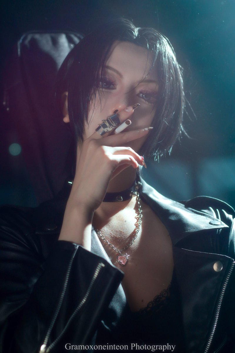 riri_thisway's tweet photo. #レイヤーの普段とコスプレ比較 https://t.co/hQgDMFeMEi