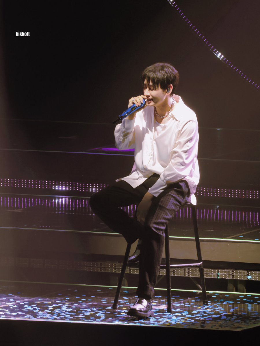 bikkott's tweet image. 240928 ECLIPSE  Seoul Day1

달님🌙

#은혁 #EUNHYUK 
#슈퍼주니어 #SUPERJUNIOR #銀赫  #SuperJuniorDnE #ECLIPSE #ECLIPSEinSeoul