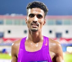 the_bridge_in's tweet image. New NATIONAL RECORD for Gulveer 🔥🔥🔥
At the Yogibo Athletics Challenge Cup in Japan, India's long distance runner Gulveer Singh sets a massive NR of 13:11.82s in Men's 5000m, bettering his own previous record by 7 seconds 😯🏃
#Athletics #GulveerSingh