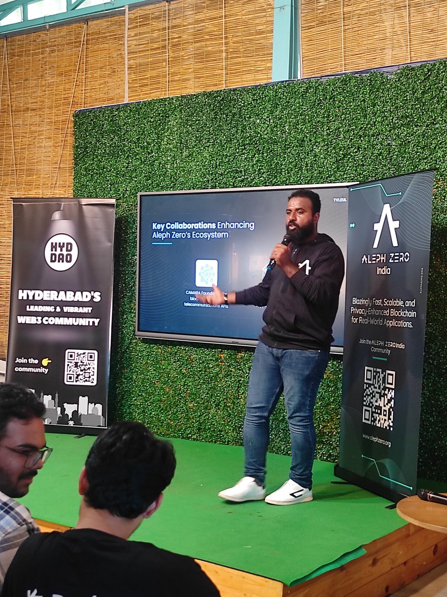ajmal_x55's tweet photo. Insights from @raj_azero ser, Lead @alephzero_india 👨🏻‍💻👐🏻.

Unveiling zkOS by @Aleph__Zero and live demos! 🙂‍↔️

#aleph_zero #Blockchain #Web3 https://t.co/5bg8uR6Pn1