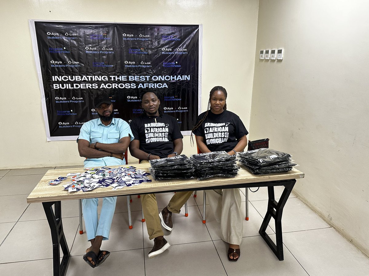 pkstevenz_'s tweet image. @Em_Etok empowering African builders with @LiskHQ technology. 

#LiskXAyaHQRoadshow
#OnchainBuildersProgram
#LiskXAyaHQHackathon