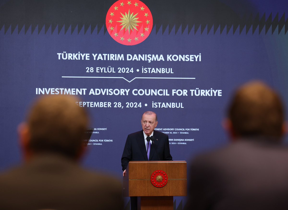tcbestepe's tweet photo. “Cari açığımızın düştüğü, enflasyonun kontrol altına alındığı bir döneme girdik” https://t.co/vwCjA3xmII https://t.co/rLMdW89CRX