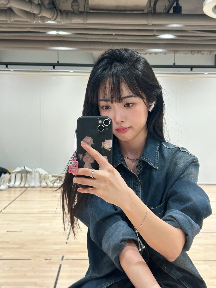 foryyeong_'s tweet photo. ㄹㅇㄹㅇ 느좋
자나깨나 생각나기 성공하셔써요 https://t.co/PCqeEneSMY