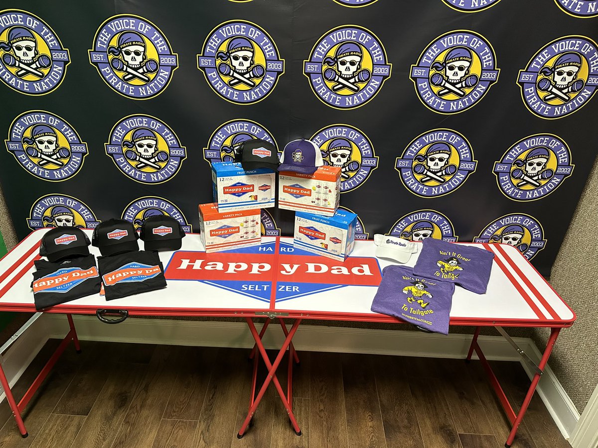 PR927FM's tweet photo. 🚨GAMEDAY GIVEAWAY🚨
RT &amp; FOLLOW @PR927FM for a chance to win this awesome Happy Dad Seltzer Beer Pong Table &amp; Prize Package. 21 &amp; older only
#StationsForWinners🏴‍☠️ https://t.co/ZeuIQOz2jh
