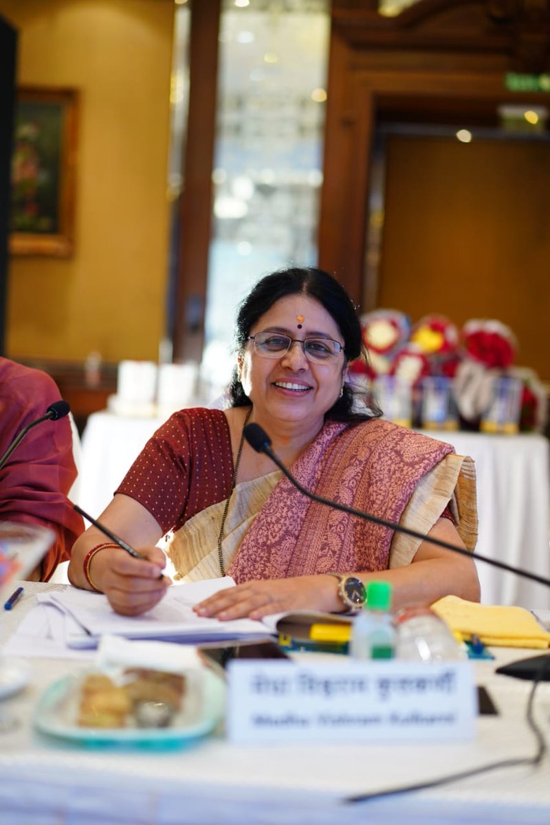 Medha_kulkarni's tweet photo. आज हैदराबादमध्ये वक्फ (संशोधन) विधेयक, 2024 वर गठित संयुक्त संसदीय समिती (JPC) ने तेलंगाना आणि आंध्रप्रदेश सरकारच्या अल्पसंख्यक मंत्रालय तसेच अल्पसंख्यक कल्याण बोर्डाच्या प्रतिनिधींशी विस्ताराने चर्चा करून त्यांचे पक्ष ऐकले.

*********************************************

Today, the Joint Parliamentary Committee(JPC) of the Waqf (Amendment) Bill, 2024 in Hyderabad held an extensive discussion with representatives from the Minority Ministry and the Minority Welfare Board of the Telangana and Andhra Pradesh governments, and listened to their perspectives.
#JPCMeeting #bjp4india #BJP4India #JPC #WaqfBoardBill #WaqfBill #WaqfActBill #Hyderabad 
#WaqfBoardAmendmentBill2024