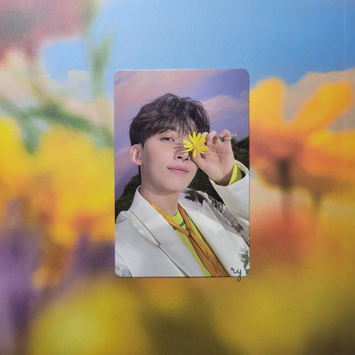 jeonghan's birthday giveaway ˖⁺‧₊˚

— mbf
— rt &amp; like
— must be willing to pay sf

ends tba, best of luck! ♡
