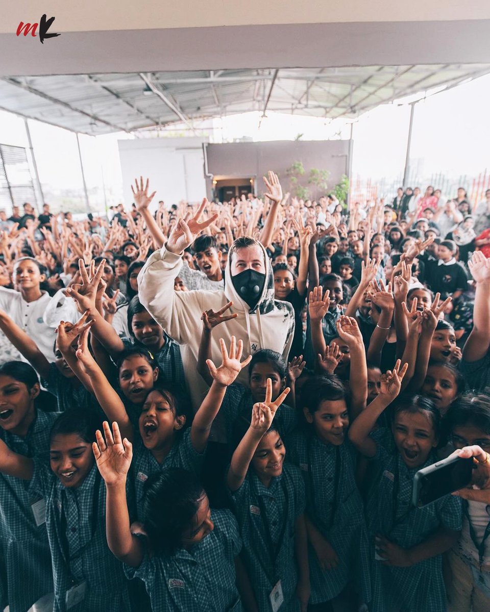 TT_My_Kolkata's tweet image. Alan Walker spent an unforgettable afternoon with the amazing Ek Tara kids, filled with music, dance, and incredible surprises!

Know more here: telegraphindia.com/my-kolkata/eve…

#AlanWalker #EkTara #MusicForAll #Inspiration #Music #SunburnArena #DJ #Musician #Kolkata #MyKolkata