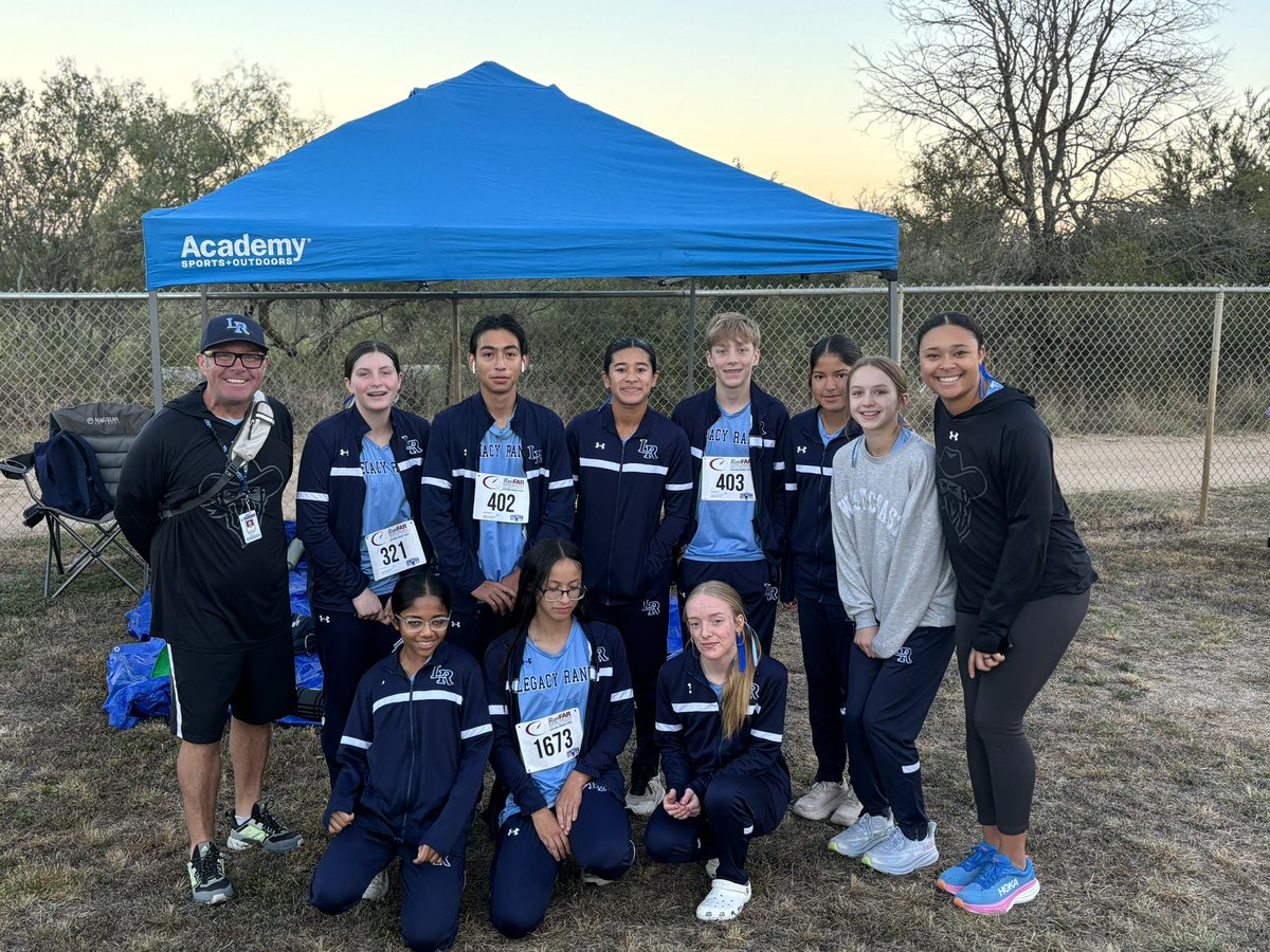 L2Tucker's tweet photo. Hey @legacyranchhs if you need something to do this AM head out to Marble Falls to watch @LegacyRanchXC #WeAreLR #BeTheLeagcyRHS https://t.co/e7DonJ7VAg