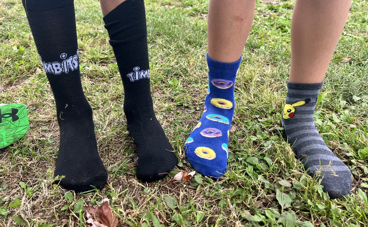 MrsCombden's tweet photo. 🐝 More silly socks! ❤️ @StCeciliaOCSB @StCeciliaSC https://t.co/XdLRXd6Jn1