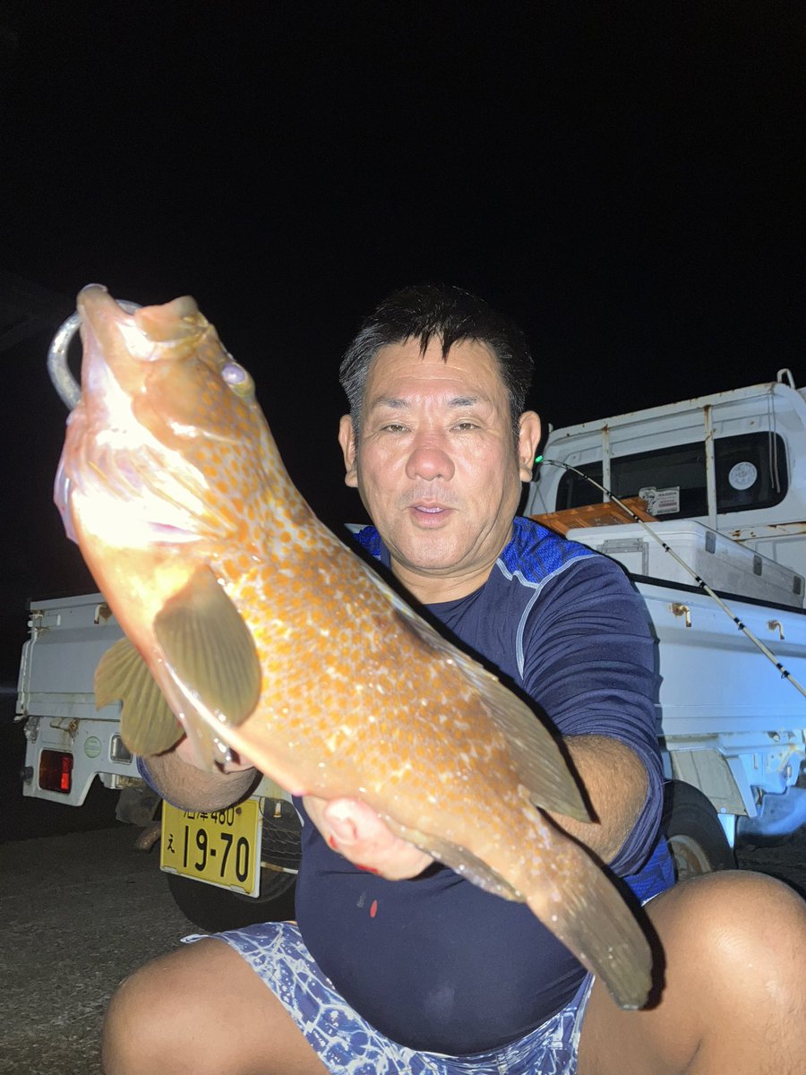 numazu_ko's tweet photo. この釣り始めて15日間
仕事終わりに朝までほぼ毎晩オカッパリ
時が短い＋当たりのわりにフッキングしない同じ事の繰り返しが続き
真っ暗闇だったけど思い切って180度発想を転換した仕掛けをぶっ込んだら
型は小さいけどあっさり
明るい兆しが見えてきた
だから釣りは面白い

https://t.co/luBy5h7THM https://t.co/aT46qTRgWQ