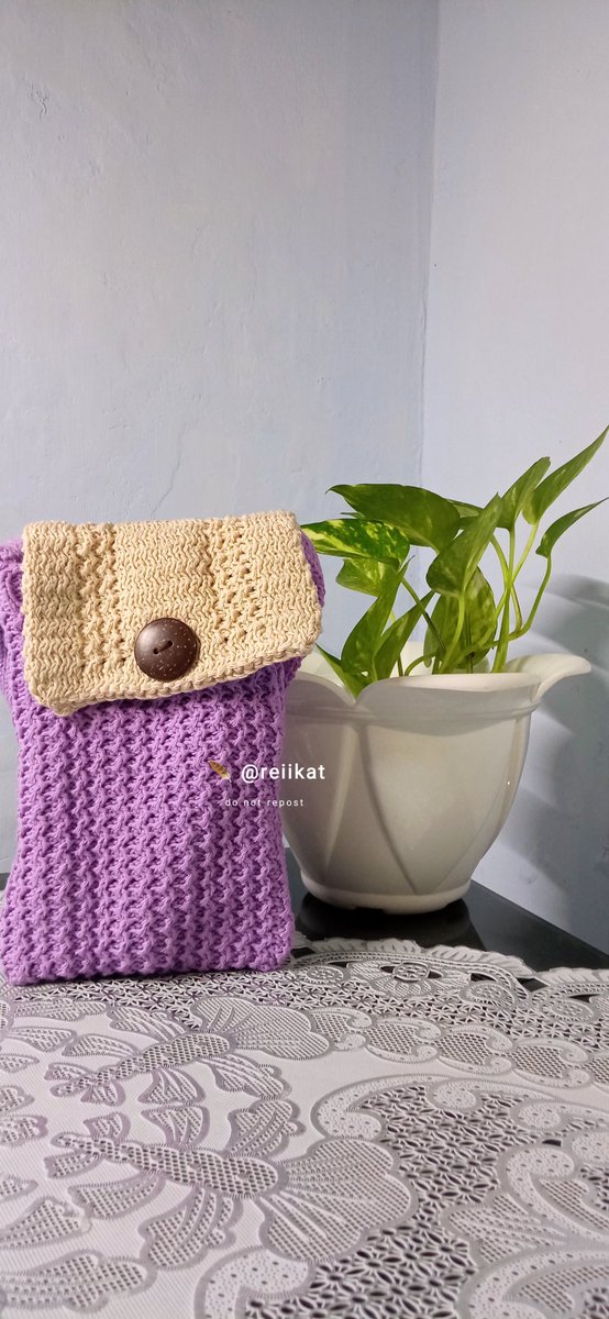 reiikat's tweet photo. Siapa bilang tas rajut homemade pasti mahal? 

Nih aku ada rekomendasiin hidden gem tas selempang imut dengan harga bersahabat yang mungkin kamu butuhin.

-A Thread- https://t.co/POT0NL3QzC