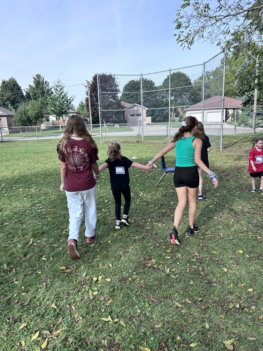 Lindsay Topper tweet media