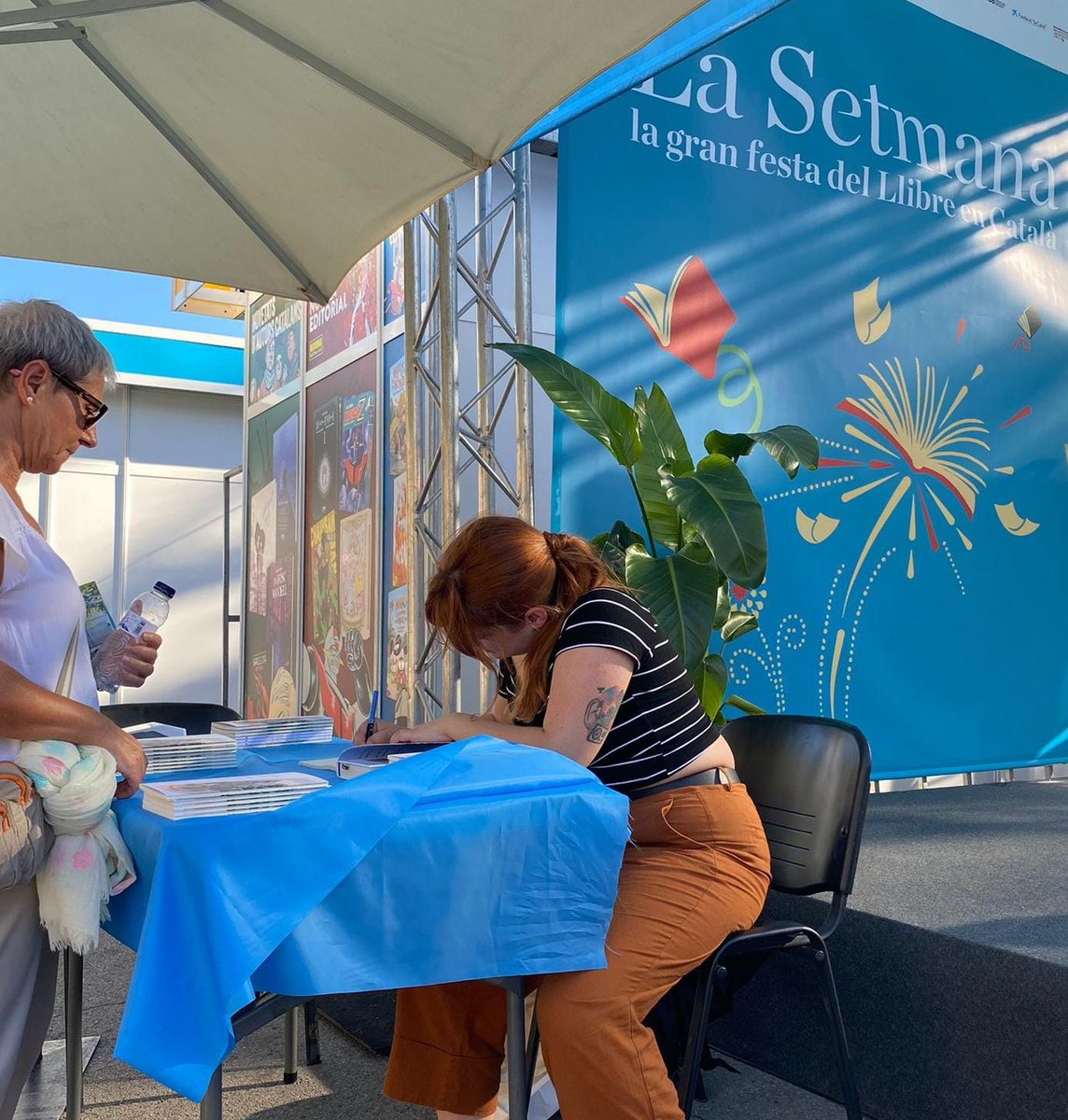 ✍🏼Dijous vaig presentar 'Em serviran a trossos' 📚 a la <a href="/LaSetmana/">La Setmana</a> 

🗓️ El 07/10/24 ja estarà a la venda 🤩

<a href="/AjuntaMartorell/">Ajuntament de Martorell</a> <a href="/Viena_Edicions/">Viena Edicions</a> <a href="/AjuntamentSVH/">Ajuntament SVH</a>