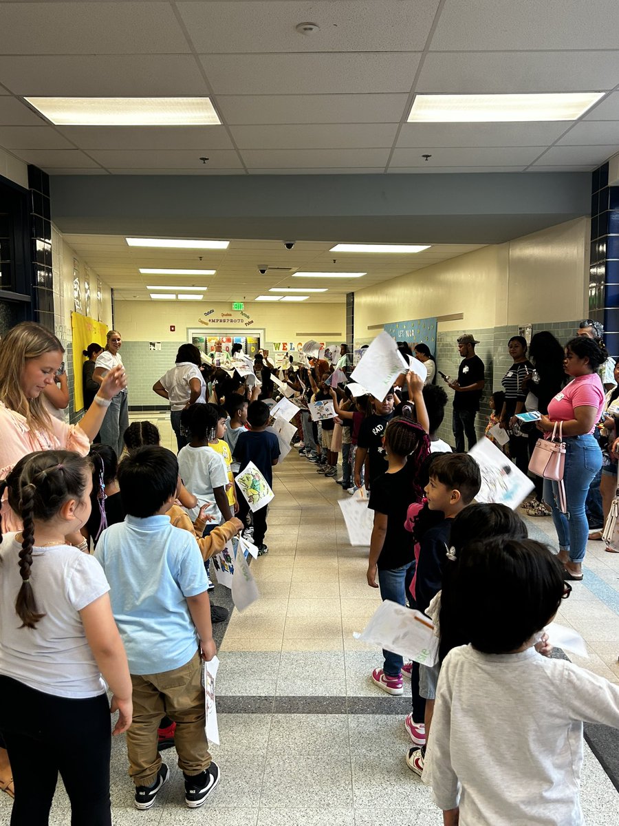 Mills Parole tweet media