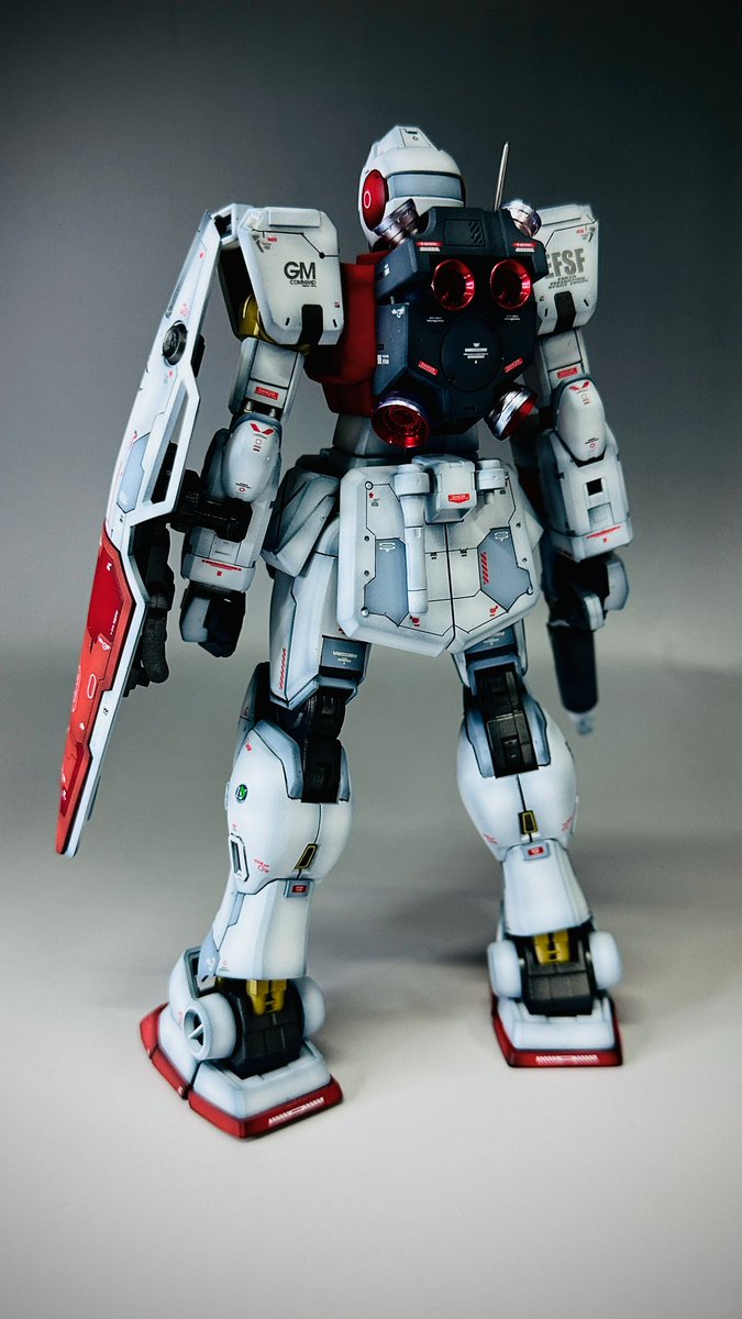 【新作】　超久しぶりの新作はマスターグレード　ジムコマンドです。
めおぷらのくせにMG！生意気！
久しぶりのMGは楽しかったし、出来上がればやはり満足。

しばらくお店に飾らせてもらいます。

#gunpla #ガンプラ #ガンプラはどんな自由な発想で作ってもいいんだ #ガンプラ好きと繋がりたい