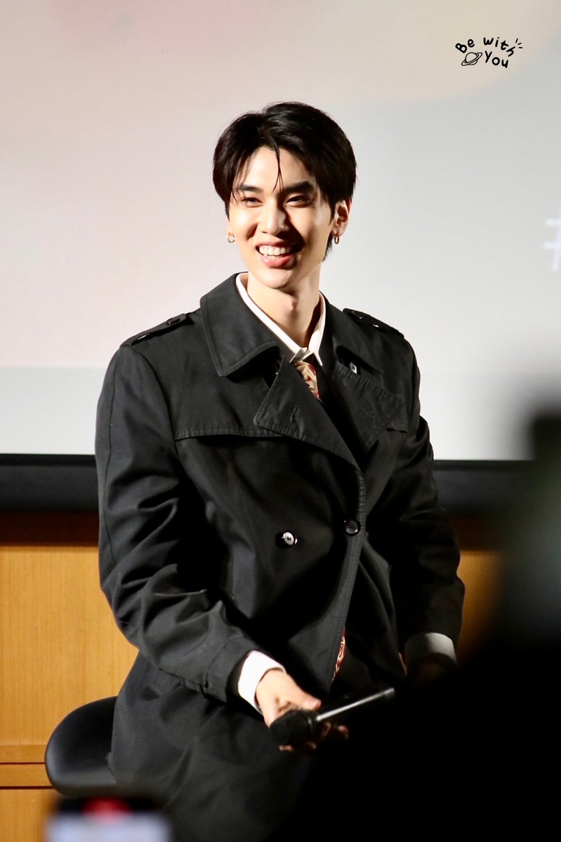 BewithyouNp's tweet photo. น้องดังอายุ 24 หล่อกว่าดังอายุ 23 🍁

FALLING FOR DUNK
#DayDreamwithDUNK
@dunknatachai #dunknatachai https://t.co/NZA6LCes2z