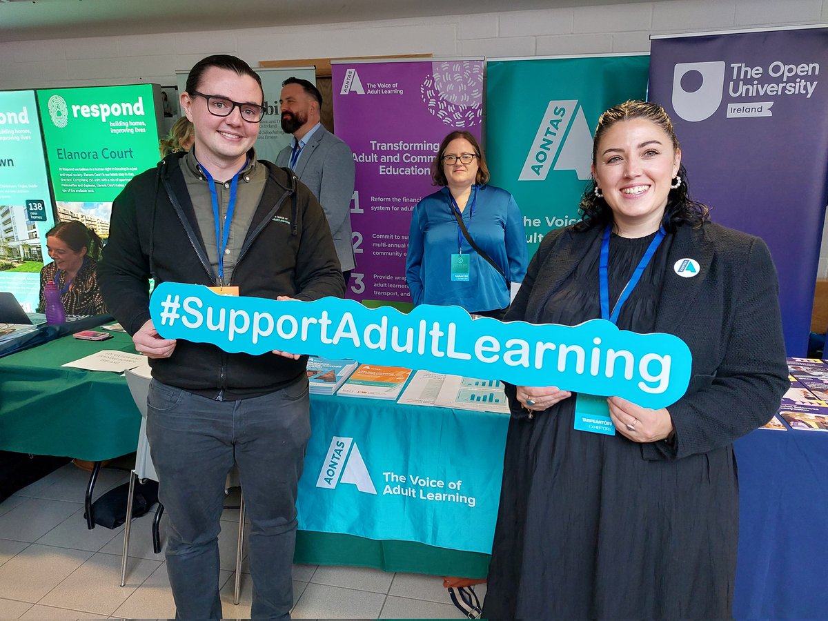 Representing <a href="/aontas/">AONTAS</a> today at the <a href="/sinnfeinireland/">Sinn Féin</a> Ard Fheis. As we gear up for a General Election we're asking all political parties to #SupportAdultLearning 

<a href="/DearbhailLawles/">Dearbháil Lawless</a>