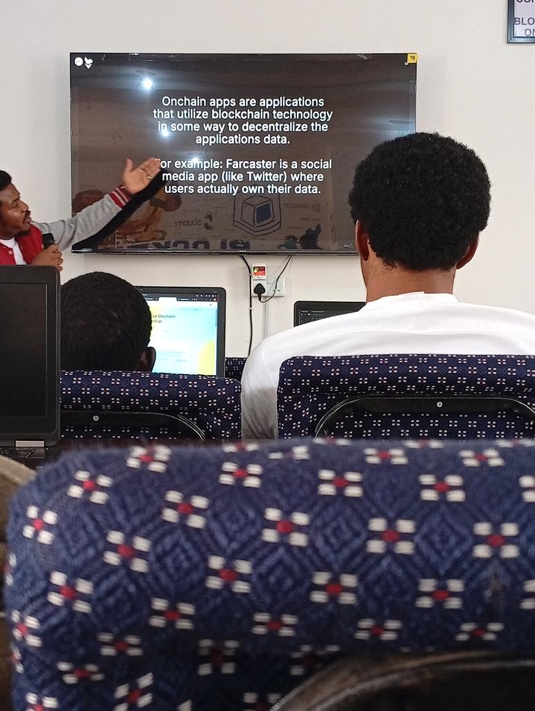 Emmyochecrypt's tweet image. Learning Blockchain make easy with #base thank you for this knowledge at #blockfuse lab..
Please tag @ayahq_ @liskHQ @blockfuselabs @ethjos 

#LiskXAyaHQRoadshow
#OnchainBuildersProgram
#LiskXAyaHQHackathon
