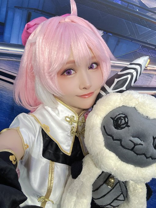 Twitterのコスプレ画像12